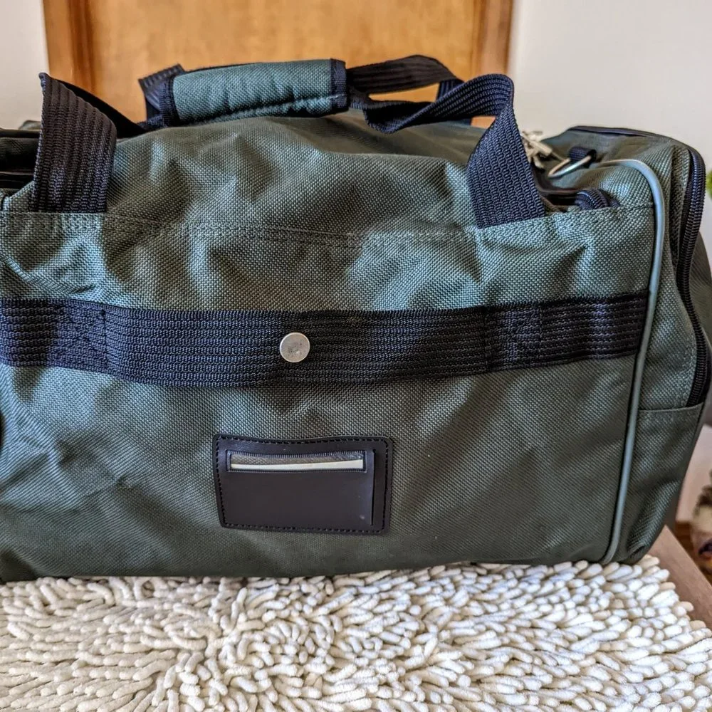 Airway By Atlantic Nylon Carry On Green Luggage Bag (Unisex)